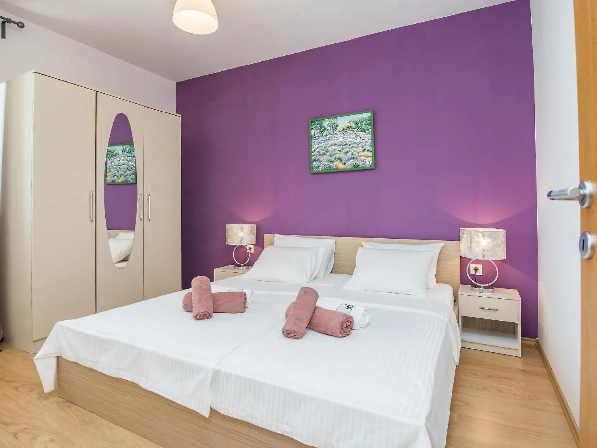 Luxurious Holiday Home In Policnik